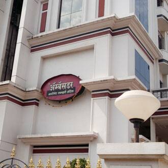 Hotel The Ambassador, Satara 1